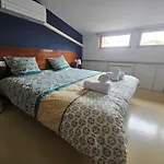 Cite Medievale- Le Remp'art - 3 Confort-au Pied De La Cite- Acces Direct Pietons - Parking Gratuit
