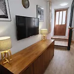 Cite Medievale- Le Remp'art - 3 Confort-au Pied De La Cite- Acces Direct Pietons - Parking Gratuit Carcassonne