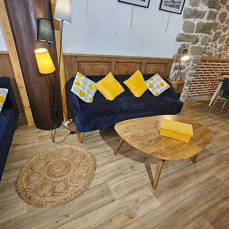 Apartment Cite Medievale- Le Remp'art - Confort - Acces Direct Pietons - Parking Gratuit