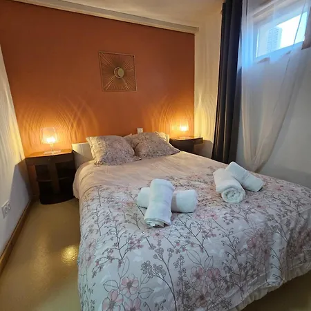 Cite Medievale- Le Remp'art - Confort - Acces Direct Pietons - Parking Gratuit