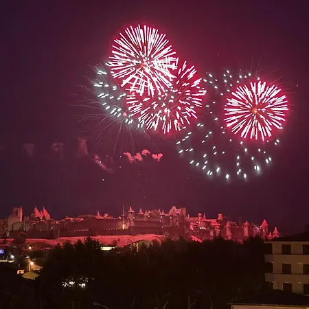 Cite Medievale- Le Remp'art - Confort - Acces Direct Pietons - Parking Gratuit *