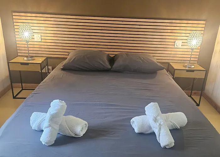 Cite Medievale- Le Remp'art - 3 Confort-au Pied De La Cite- Acces Direct Pietons - Parking Gratuit *