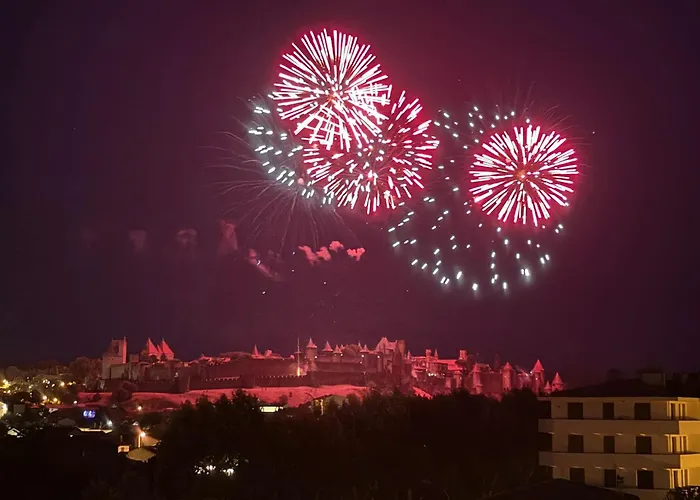 Cite Medievale- Le Remp'art - 3 Confort-au Pied De La Cite- Acces Direct Pietons - Parking Gratuit *