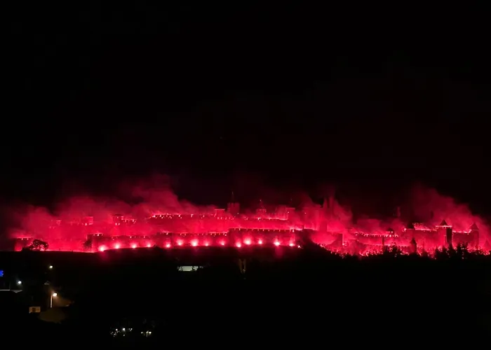 Cite Medievale- Le Remp'art - 3 Confort-au Pied De La Cite- Acces Direct Pietons - Parking Gratuit Carcassonne